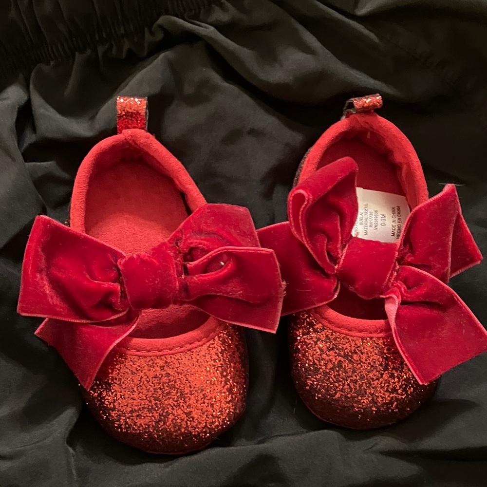 Red Glitter Bow Infant Shoes 0-3 months